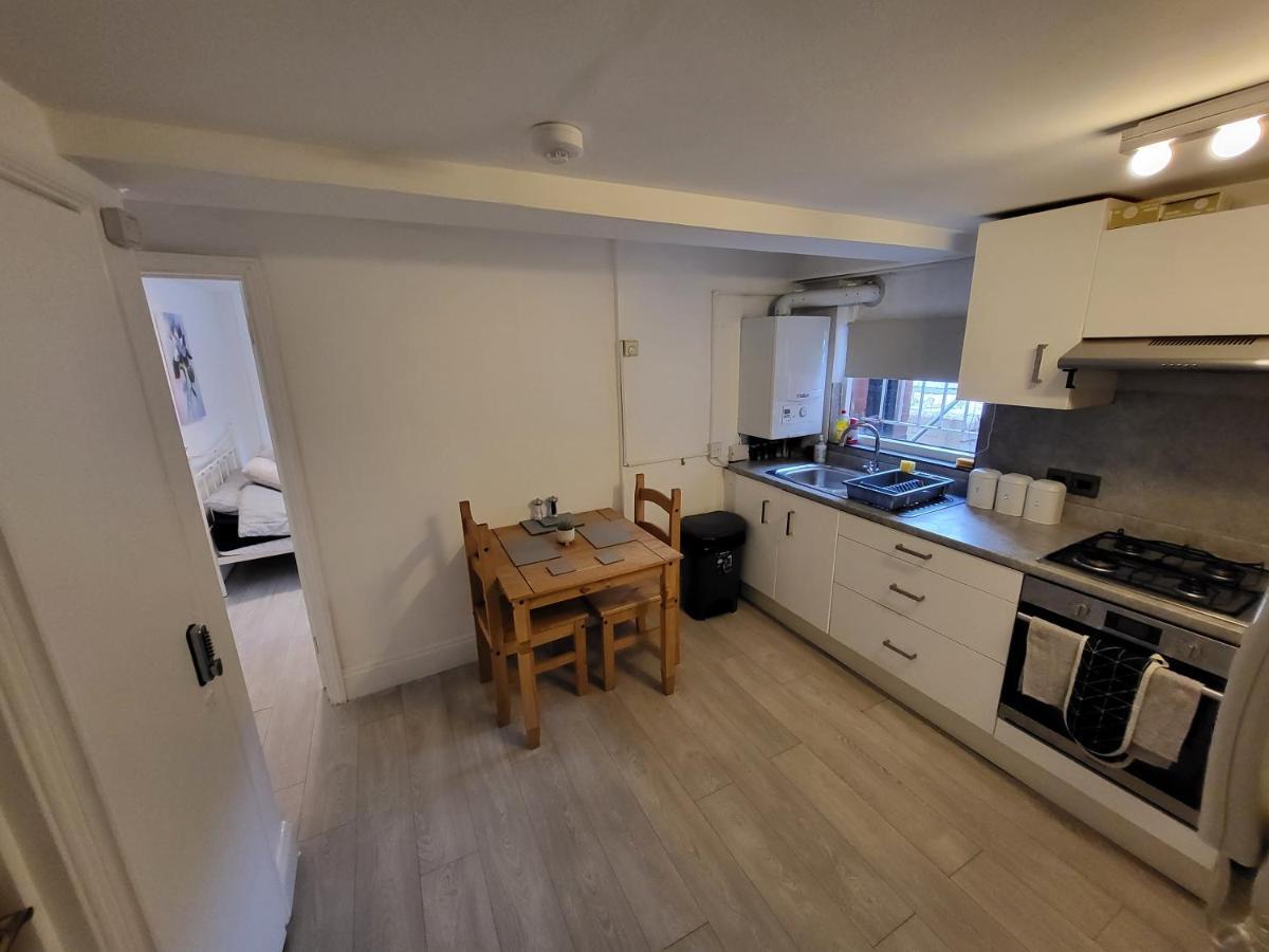 Cosy Apartment By Clapham South Underground! London Kültér fotó