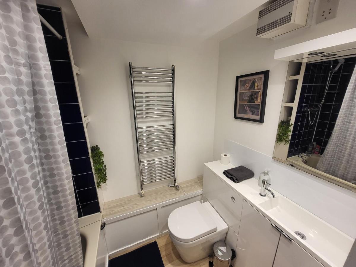 Cosy Apartment By Clapham South Underground! London Kültér fotó