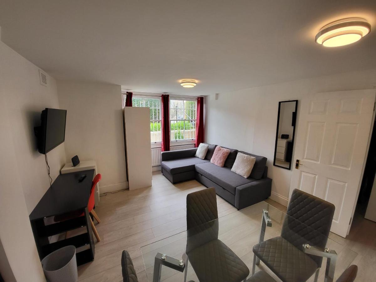 Cosy Apartment By Clapham South Underground! London Kültér fotó