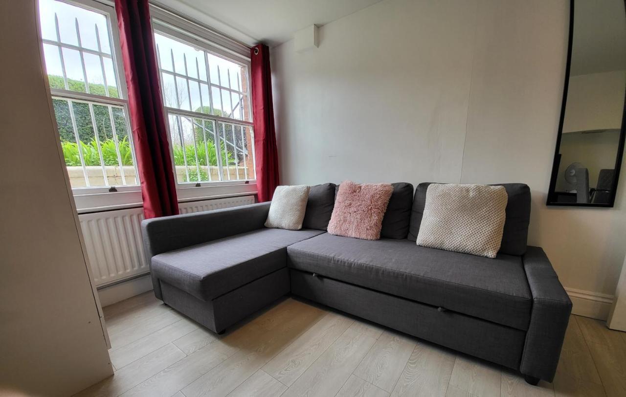 Cosy Apartment By Clapham South Underground! London Kültér fotó