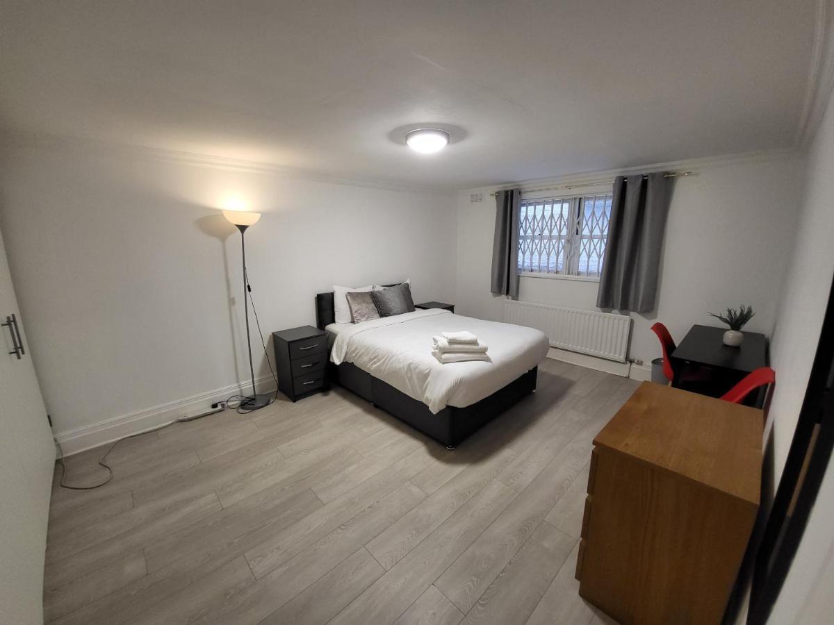 Cosy Apartment By Clapham South Underground! London Kültér fotó