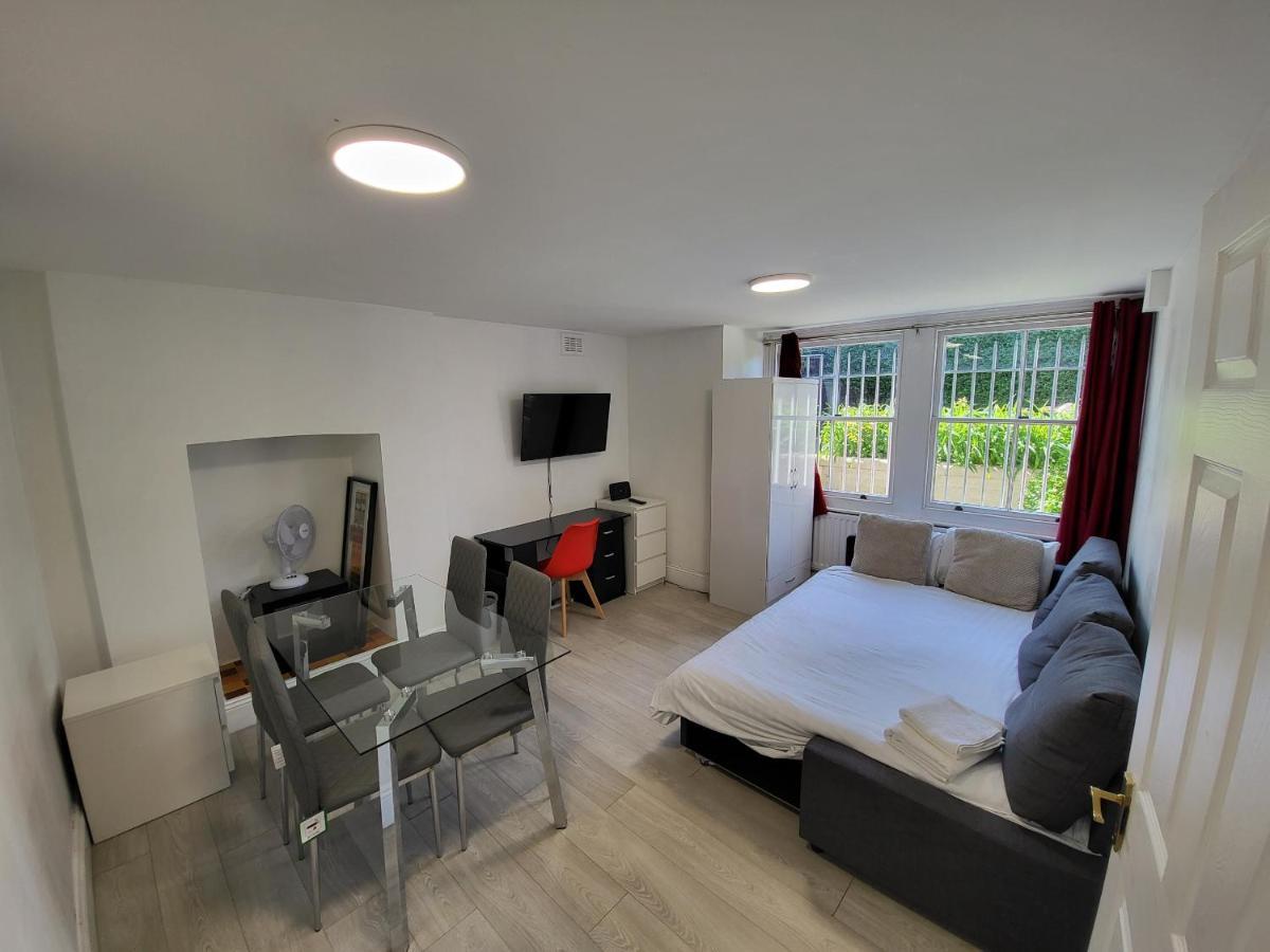 Cosy Apartment By Clapham South Underground! London Kültér fotó